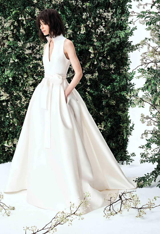تصاميم فساتين زفاف عام 2020 تظهر تأثير ميغان ماركل القوي صورة رقم 10