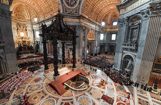 بالفيديو والصور: قداس الجمعة العظيمة في الفاتيكان يسلط الضوء على فقراء العالم صورة رقم 26