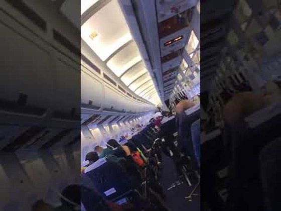  فيديو: رعب ركاب طائرة كويتية وصراخهم بعد الاصطدام بغيمة جليدية  صورة رقم 8