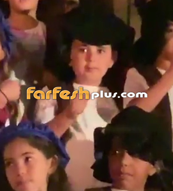 بالفيديو: أولاد أصالة يغنون احدى اغنياتها في حفل مدرسي صورة رقم 7