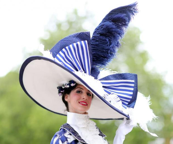 بالصور: أبرز إطلالات القبعات النسائية في سباق رويال أسكوت صورة رقم 4