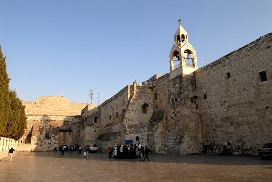 كنيسة المهد.. جولة في أهم وأقدم كنائس الأراضي الفلسطينية والعالم صورة رقم 3