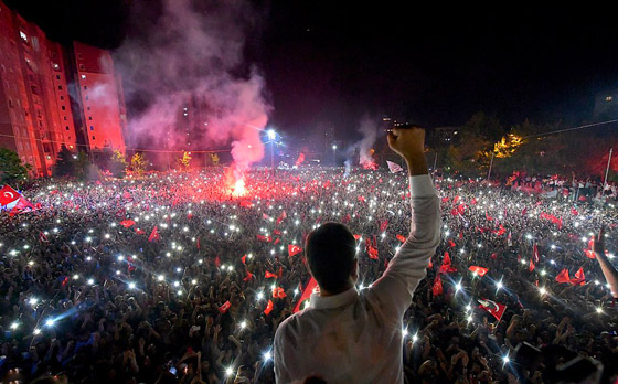 انتخابات اسطنبول: تعرفوا على التركي الذي هزم الرئيس أردوغان مرتين! صورة رقم 2