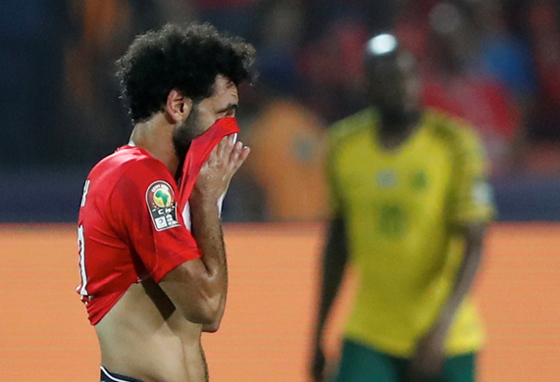 محمد صلاح ينهار، أطفال يبكون، وصدمة خسارة الفراعنة في كأس إفريقيا صورة رقم 3