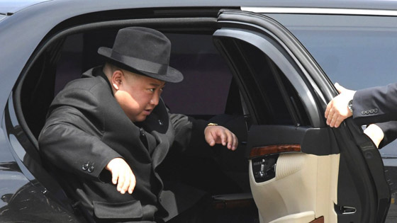 كيف حصل كيم زعيم كوريا الشمالية على سيارة مرسيدس المحظرة دوليا؟ صورة رقم 8