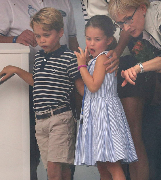 فيديو رد فعل كيت ميدلتون على التصرف الشقي من الأميرة شارلوت صورة رقم 4