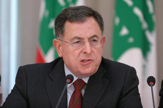 رئيس الحكومة اللبناني يشعل مواقع التواصل بغنائه لعبد الحليم صورة رقم 13