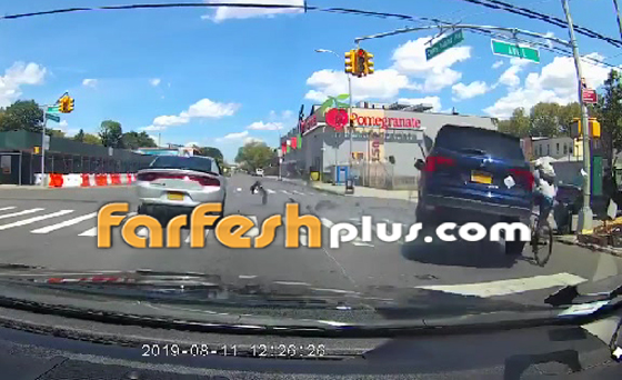 بالفيديو: لحظة وفاة سائق بسبب تهور مراهق يقود سيارة صورة رقم 6