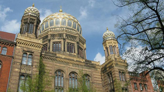 أهم 10 أماكن ومعالم سياحية لا يجب أن تفوتك عند زيارة برلين الألمانية صورة رقم 9