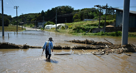إعصار اليابان.. عدد القتلى بازدياد وتحذير للملايين بالإجلاء صورة رقم 3