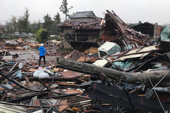 إعصار اليابان.. عدد القتلى بازدياد وتحذير للملايين بالإجلاء صورة رقم 14