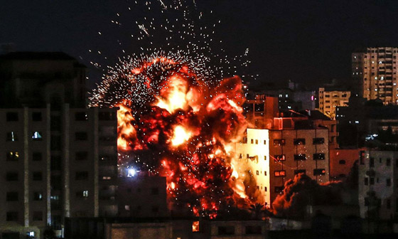 مقتل 6 فلسطينيين من أسرة واحدة في غارة إسرائيلية على غزة صورة رقم 2