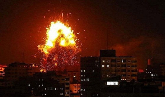 مقتل 6 فلسطينيين من أسرة واحدة في غارة إسرائيلية على غزة صورة رقم 3