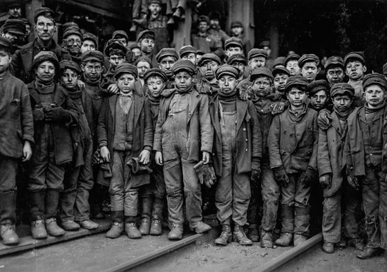 صور تعيسة أنقذت أطفال أميركا في القرن الماضي صورة رقم 8