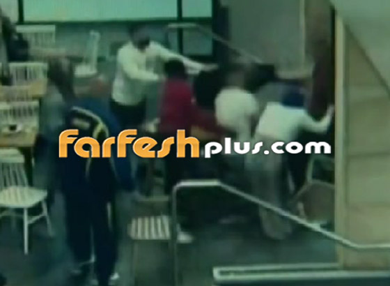 فيديو صادم: أسترالي عنصري ينهال بالضرب الوحشي على امرأة عربية محجبة! صورة رقم 12