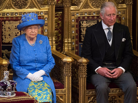 الملكة إليزابيث تستعد للتنازل عن عرش بريطانيا لابنها الأمير تشارلز! صورة رقم 3