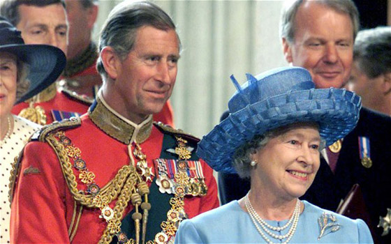 الملكة إليزابيث تستعد للتنازل عن عرش بريطانيا لابنها الأمير تشارلز! صورة رقم 15