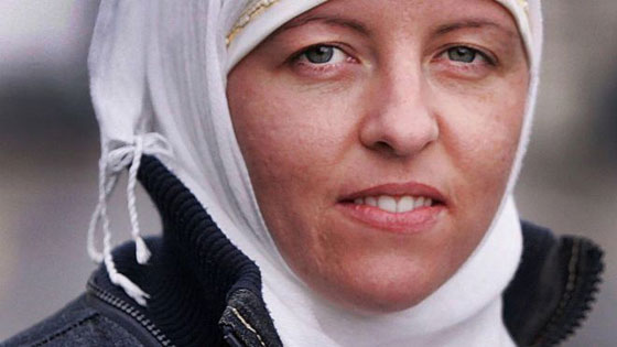 كيف تحولت ليزا سميث من الجيش الأيرلندي إلى تنظيم الدولة الإسلامية صورة رقم 5