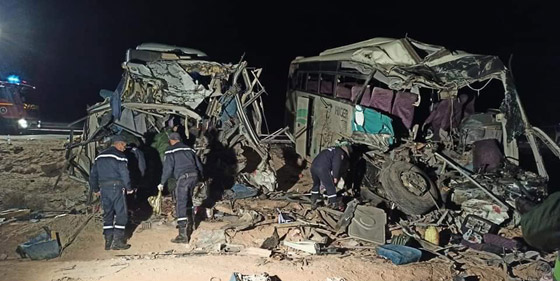 الجزائر.. مقتل وإصابة أكثر من 50 شخصا في حادث مروري صورة رقم 3