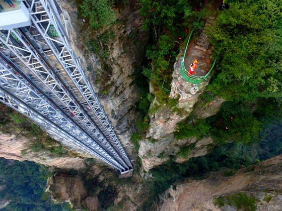 بالصور: شاهدوا أطول مصعد في العالم صورة رقم 1