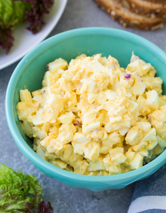 طريقة تحضير سلطة البيض المسلوق لوجبة إفطار صحية ولذيذة صورة رقم 6