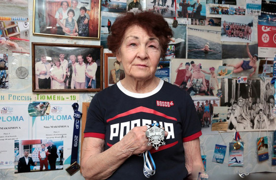 فيديو وصور: روسية عمرها 83 عاما تفوز ببطولة العالم فى السباحة! صورة رقم 6