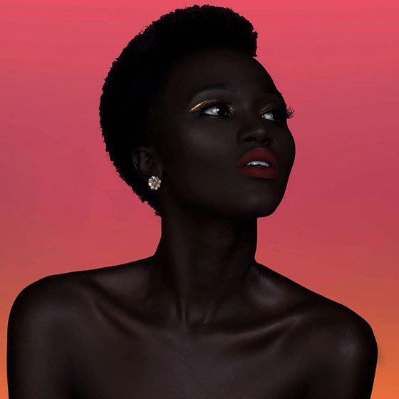 ملكة الظلام..عارضة أزياء من جنوب السودان تتحدى معايير الجمال صورة رقم 3