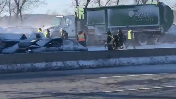 بالفيديو والصور: 200 مركبة في تصادم مروع في كندا والضحايا بالعشرات صورة رقم 5