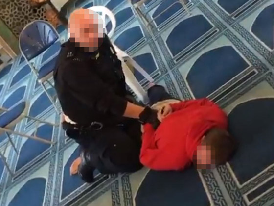 حادث طعن في ميشيغان الامريكية قبل قليل وطعن مؤذن في مسجد لندن  صورة رقم 14