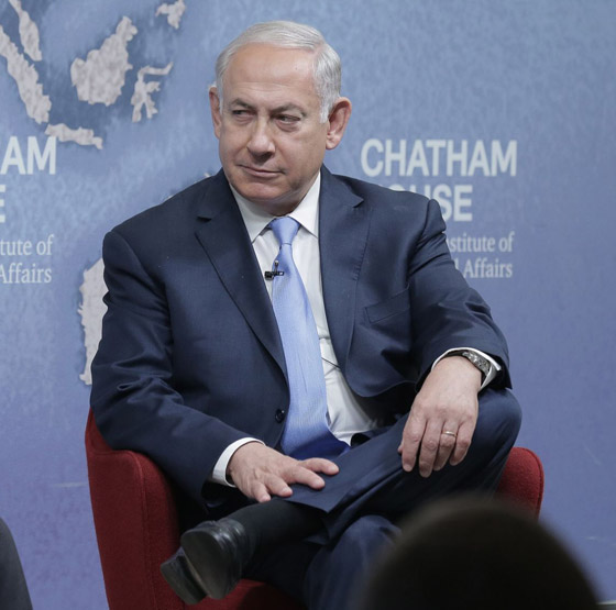 مشهد تاريخي: نتنياهو رئيس وزراء إسرائيل يمثل أمام المحكمة بتهم فساد صورة رقم 10