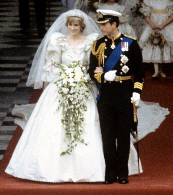 بالصور: قائمة بأجمل فساتين الزفاف الأيقونية التي لن ينساها التاريخ صورة رقم 8