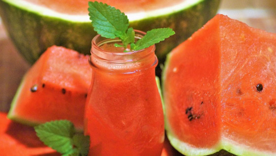 مشروب البطيخ بالزنجبيل والكركم: فوائد مذهلة صورة رقم 1