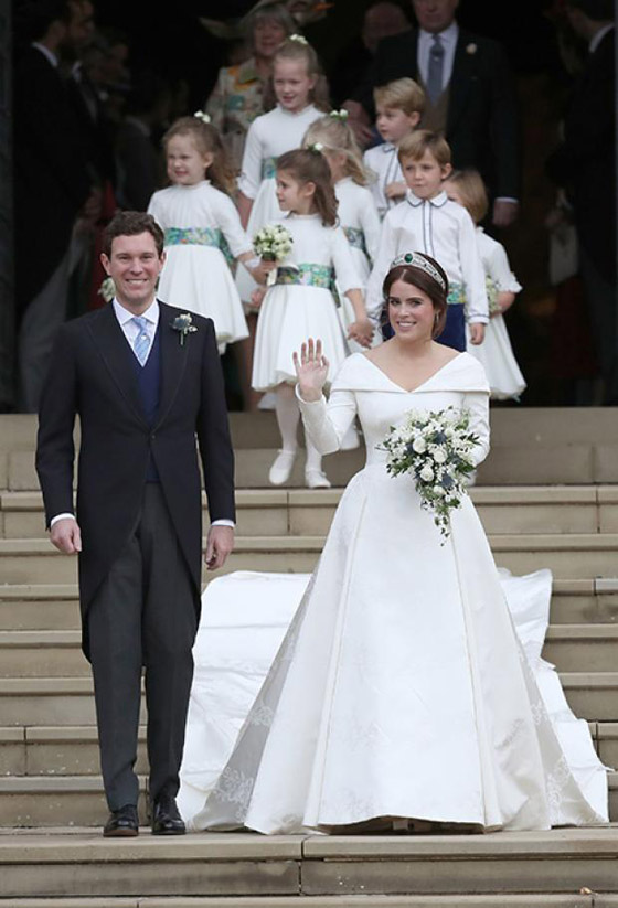 صور أغلى 7 فساتين زفاف للملكات بالعالم: بينها فستان بـ120 مليون جنيه.. صورة رقم 7