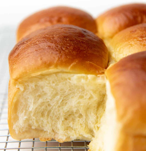 إليكم طريقة تحضير الخبز بالحليب الهش والسهل والشهي صورة رقم 12