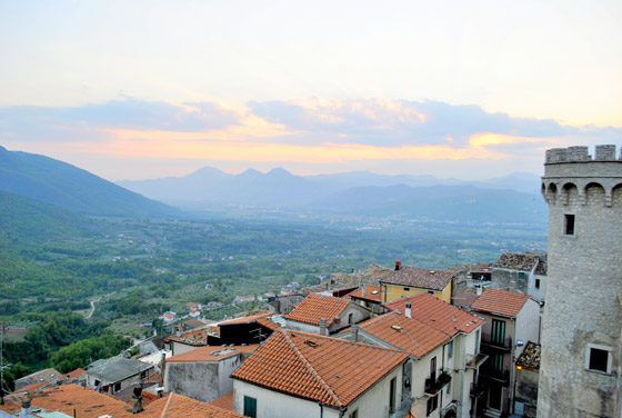 عرض الأحلام: إقامة أسبوع مجاناً في فيلا فاخرة في قرية إيطالية رائعة صورة رقم 6