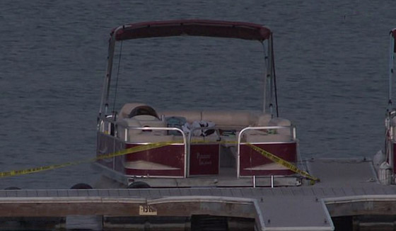 غرق ممثلة والعثور على طفلها لوحده في القارب وسط البحيرة صورة رقم 10