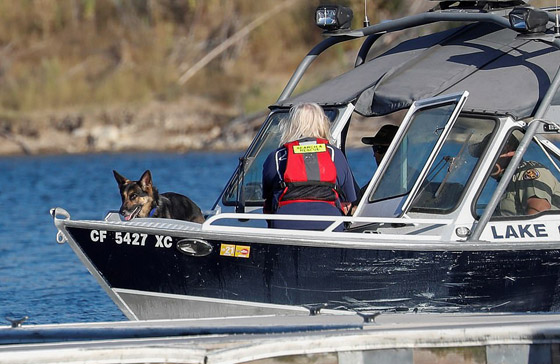 غرق ممثلة والعثور على طفلها لوحده في القارب وسط البحيرة صورة رقم 15