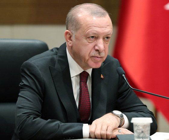 أردوغان يتمسك بـ(الحقوق السيادية) في تحويل آيا صوفيا إلى مسجد صورة رقم 12