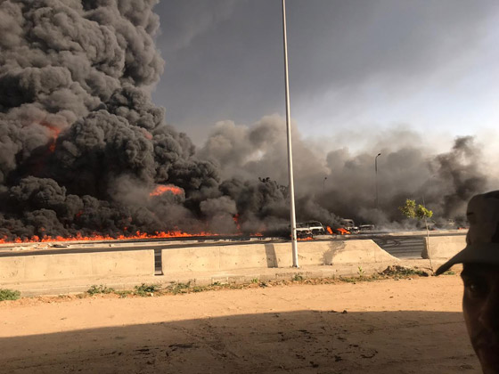 انفجار ماسورة خط بترول يتسبب في حريق هائل ومدمر في مصر صورة رقم 5