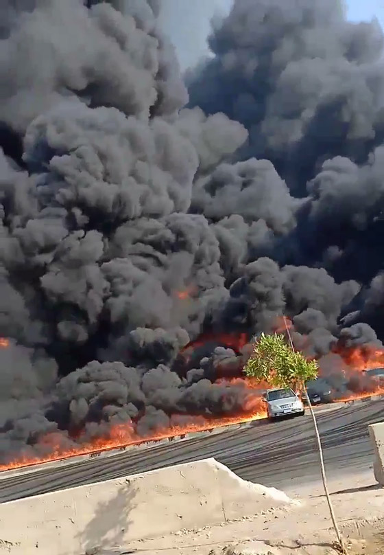 انفجار ماسورة خط بترول يتسبب في حريق هائل ومدمر في مصر صورة رقم 3