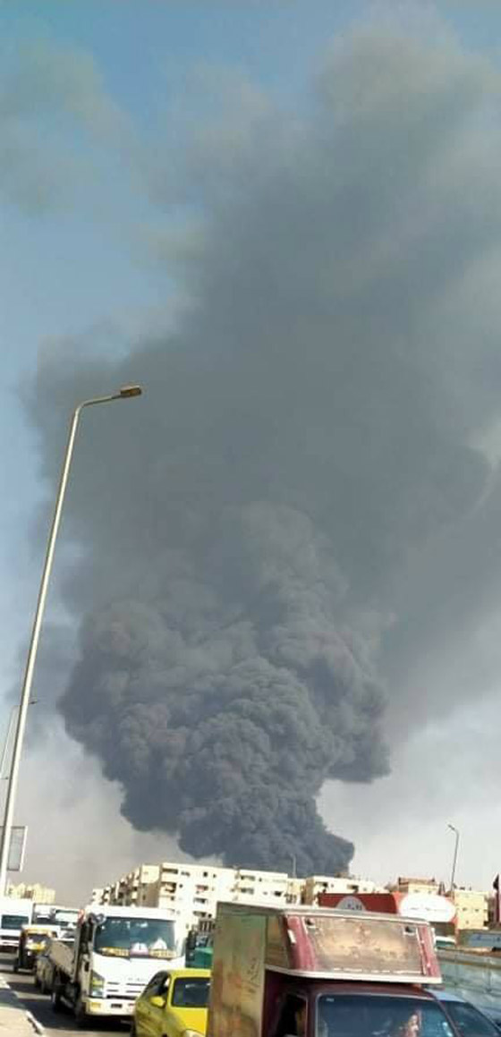 انفجار ماسورة خط بترول يتسبب في حريق هائل ومدمر في مصر صورة رقم 17