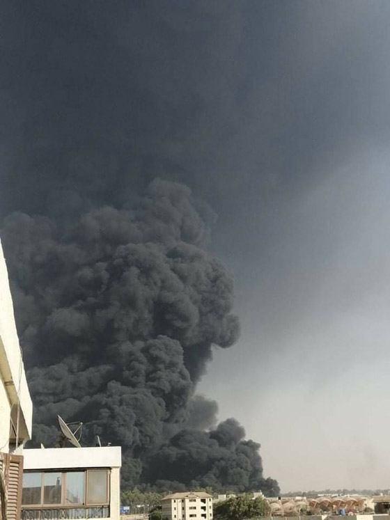 انفجار ماسورة خط بترول يتسبب في حريق هائل ومدمر في مصر صورة رقم 19