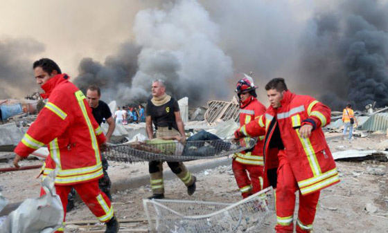 لبنان ينعي ضحايا الانفجار الذي أودى بحياة العشرات وأصاب الآلاف صورة رقم 14