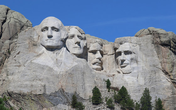 هل سيتم وضع صورة ترامب على جبل راشمور مع الرؤساء العظماء؟ صورة رقم 15