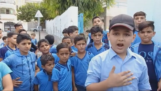  فيديو وصور طفل فلسطيني يحترف (الراب) ويغني بالانجليزية عن الحرية وفلسطين صورة رقم 4