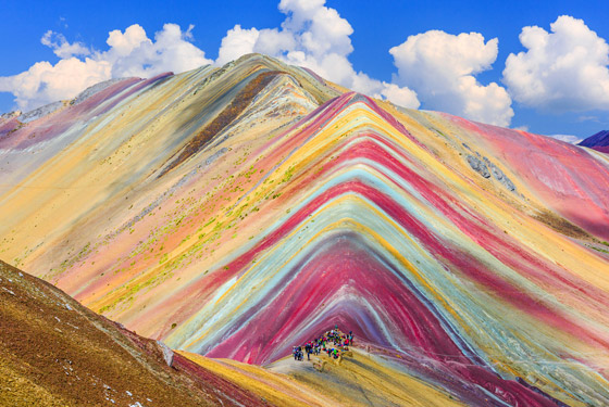 جبال دنكسيا في الصين: ملونة بقوس قزح كلوحة زيتية ويعشقها السياح صورة رقم 8