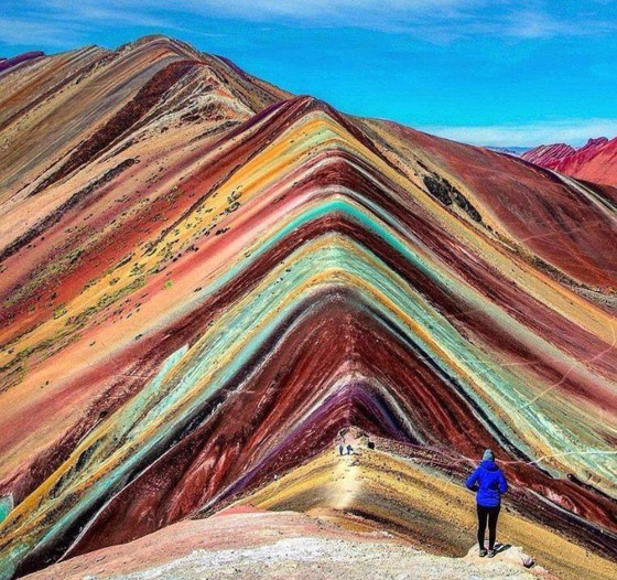 جبال دنكسيا في الصين: ملونة بقوس قزح كلوحة زيتية ويعشقها السياح صورة رقم 14