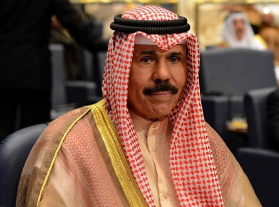 أمير الكويت الجديد يؤدي اليمين الدستورية أمام مجلس الأمة صورة رقم 9