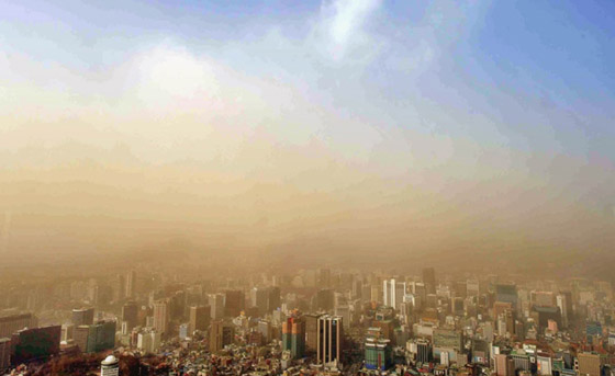 كوريا الشمالية تحذر من غبار أصفر كارثي قادم من الصين يحمل كورونا صورة رقم 9
