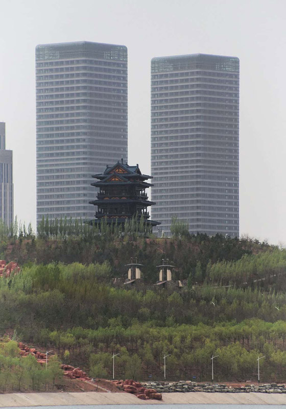 !لماذا لا يسكن أحد المدينة الصينية التي كلّف بناؤها 161 مليار دولار؟ صورة رقم 2